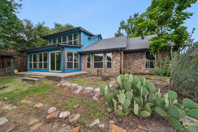2008 N Main Street, Owasso, OK 74055