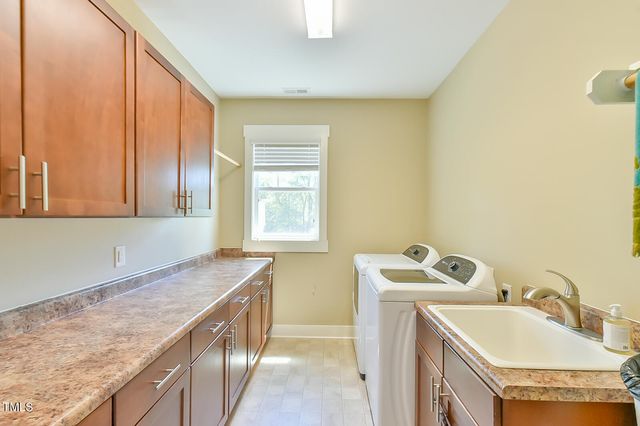 457 S Greensboro Street, Carrboro, NC 27510