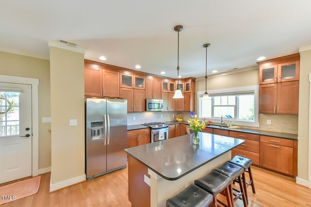 457 S Greensboro Street, Carrboro, NC 27510