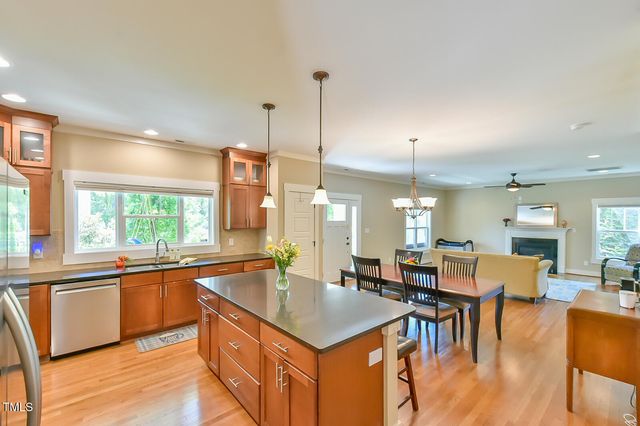 457 S Greensboro Street, Carrboro, NC 27510