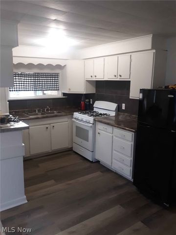 805 Clover Alley, Wellsville, OH 43968