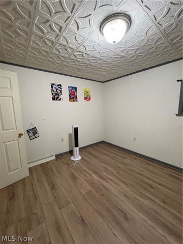 805 Clover Alley, Wellsville, OH 43968