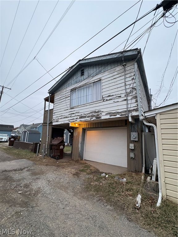 805 Clover Alley, Wellsville, OH 43968