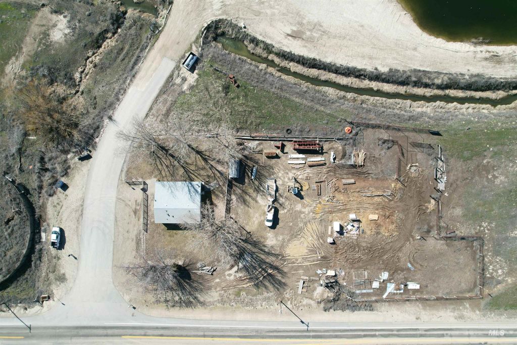 17575 Hwy 20 26, Caldwell, ID 83607