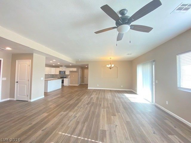 2101 East Dandelion Street, Pahrump, NV 89048