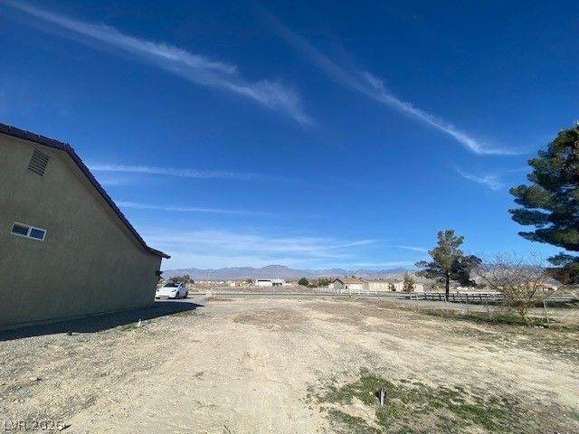 2101 East Dandelion Street, Pahrump, NV 89048