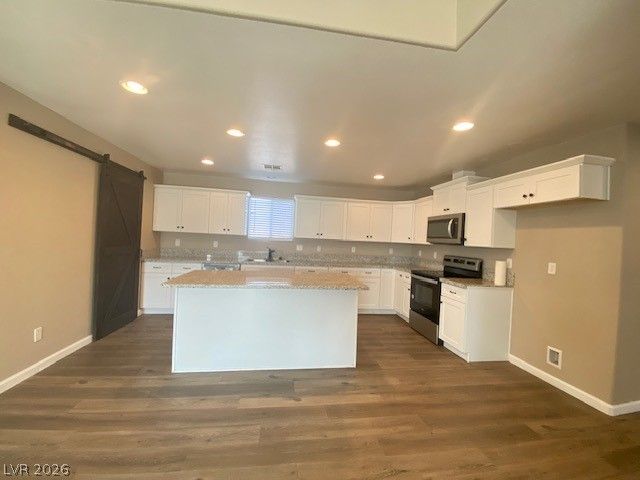 2101 East Dandelion Street, Pahrump, NV 89048