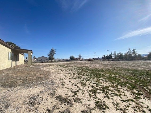 2101 East Dandelion Street, Pahrump, NV 89048
