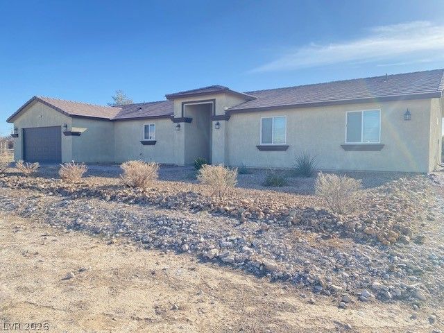 2101 East Dandelion Street, Pahrump, NV 89048