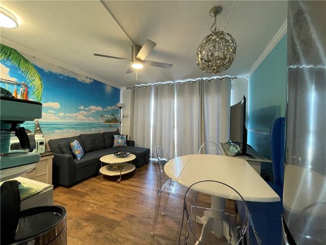 3938 Surfside Blvd 1102, Corpus Christi, TX 78402