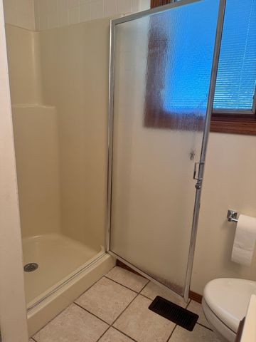 10 Leed Rd, Winfield, KS 67156