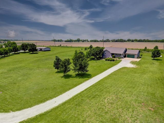 10 Leed Rd, Winfield, KS 67156