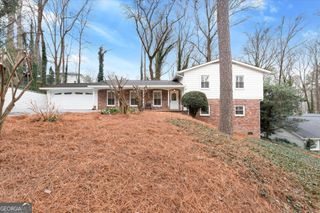 5650 Colton Drive, Sandy Springs, GA 30342