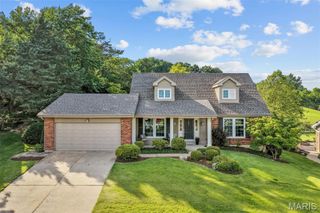647 Waterford Ridge Drive, Ballwin, MO 63021