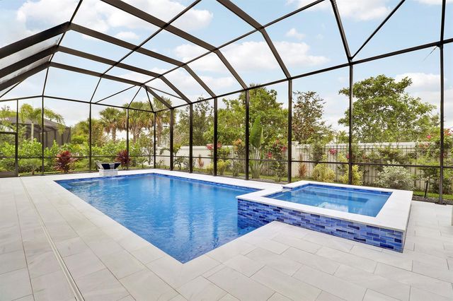10718 Stellar Circle, Palm Beach Gardens, FL 33412