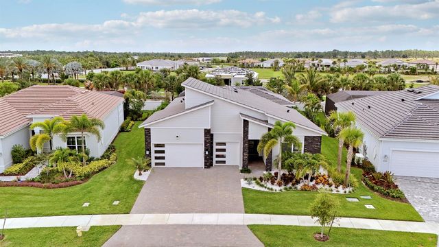 10718 Stellar Circle, Palm Beach Gardens, FL 33412