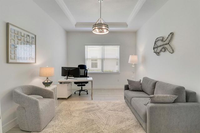 10718 Stellar Circle, Palm Beach Gardens, FL 33412