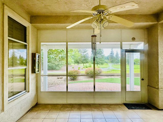 7026 Lost Lake Ln, Roseville, CA 95747