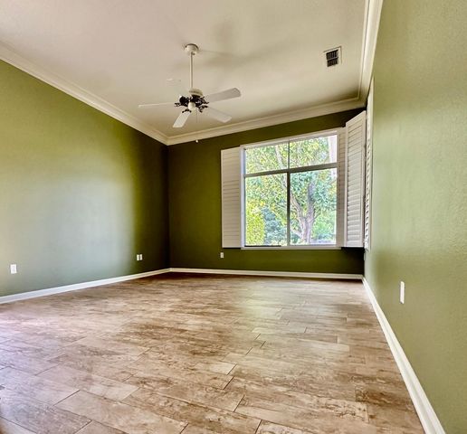 7026 Lost Lake Ln, Roseville, CA 95747