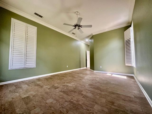 7026 Lost Lake Ln, Roseville, CA 95747