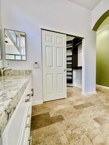 7026 Lost Lake Ln, Roseville, CA 95747