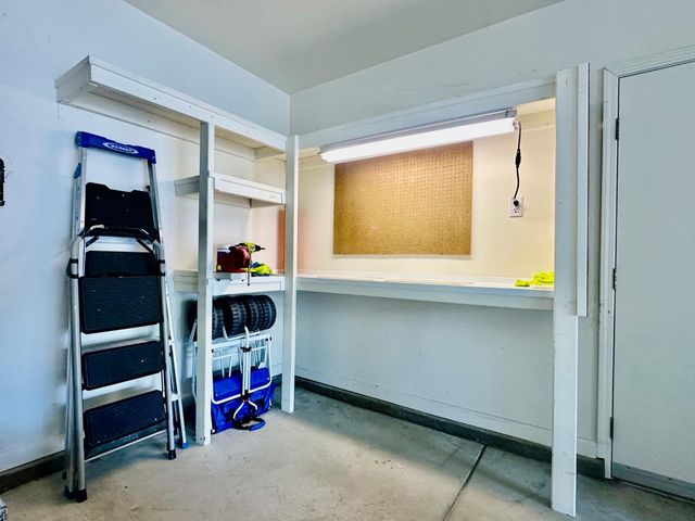 7026 Lost Lake Ln, Roseville, CA 95747