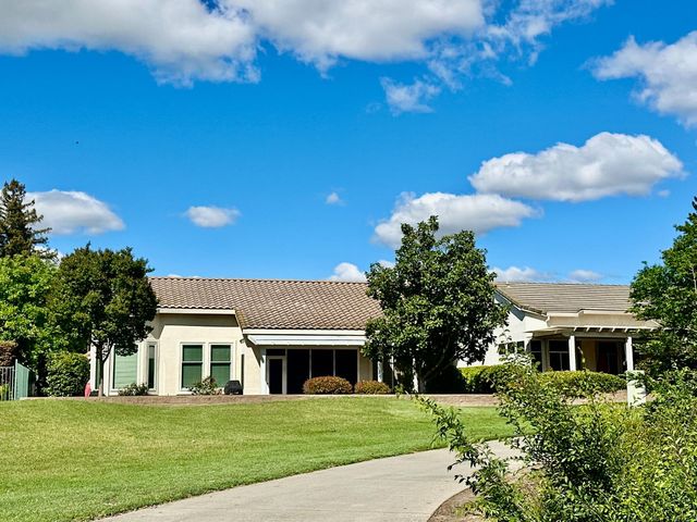 7026 Lost Lake Ln, Roseville, CA 95747