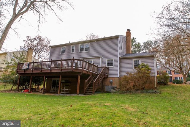 9214 TALISMAN DR, Vienna, VA 22182