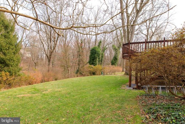 9214 TALISMAN DR, Vienna, VA 22182