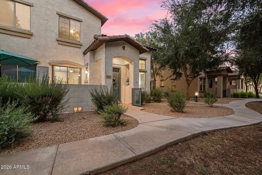 14870 W ENCANTO Boulevard 1050, Goodyear, AZ 85395 — exterior