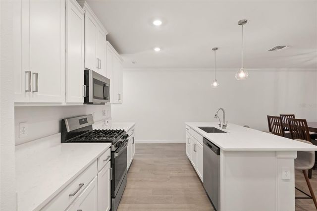 17551 HOLLY WELL AVENUE, Wimauma, FL 33598