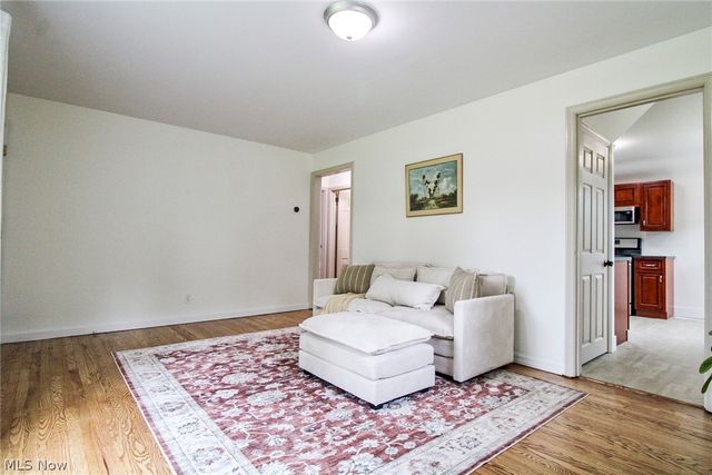 1415 Sunset Drive NE, Warren, OH 44483