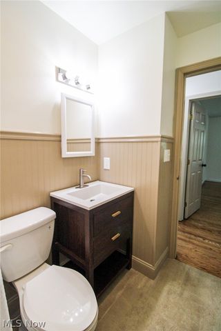 1415 Sunset Drive NE, Warren, OH 44483