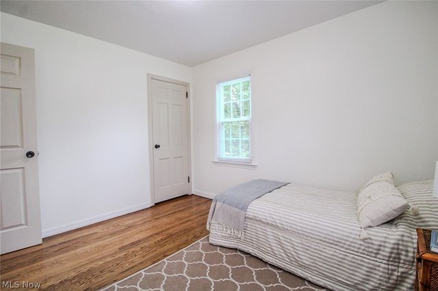1415 Sunset Drive NE, Warren, OH 44483
