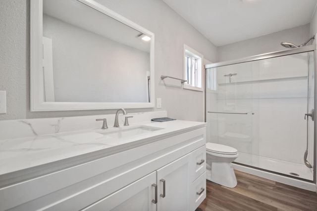 1 Appletree Lane 1, Hollister, CA 95023