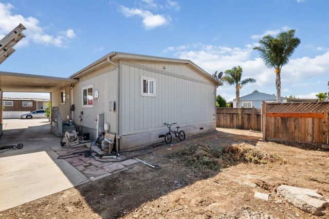 1 Appletree Lane 1, Hollister, CA 95023