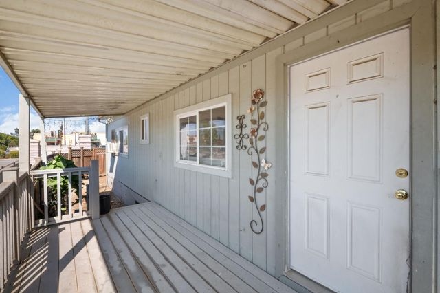 1 Appletree Lane 1, Hollister, CA 95023