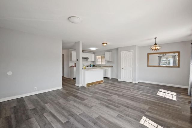 1 Appletree Lane 1, Hollister, CA 95023