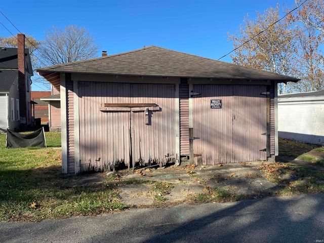 805 S 7th Street, Richmond, IN 47374