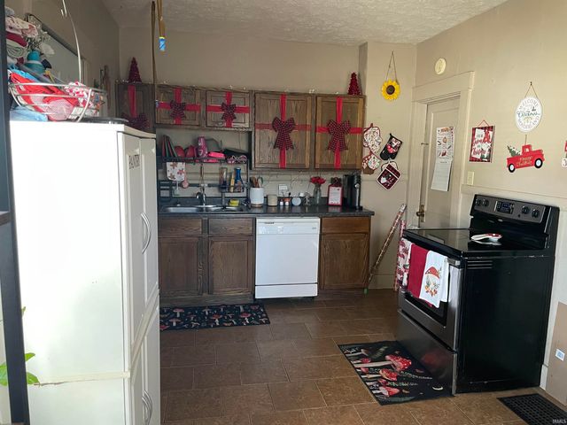 805 S 7th Street, Richmond, IN 47374