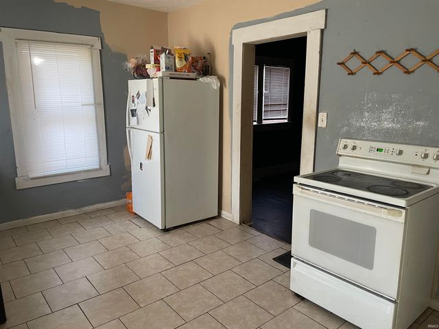 805 S 7th Street, Richmond, IN 47374