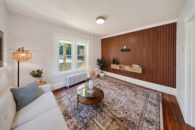 10 Elm St, South Hadley, MA 01075