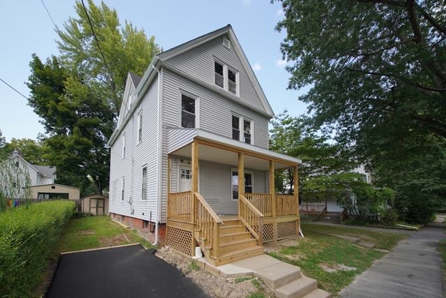 10 Elm St, South Hadley, MA 01075