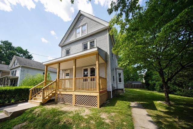 10 Elm St, South Hadley, MA 01075