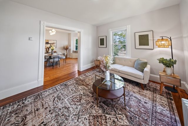 10 Elm St, South Hadley, MA 01075