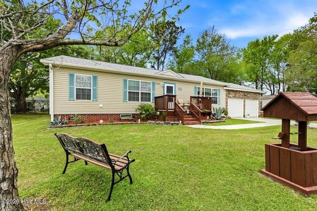 1096 Gull Court SW, Carolina Shores, NC 28467