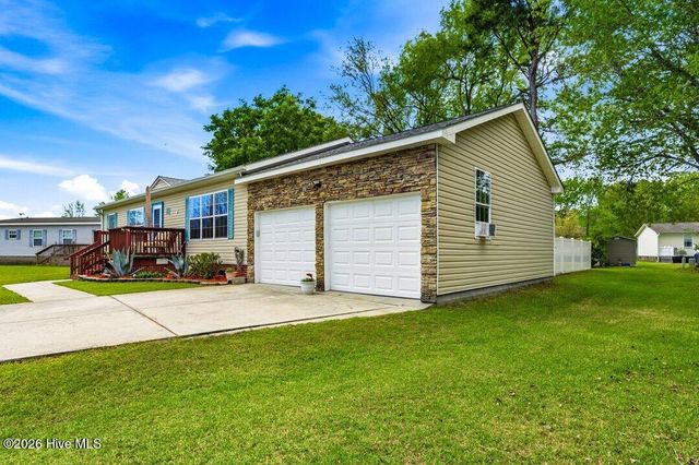 1096 Gull Court SW, Carolina Shores, NC 28467