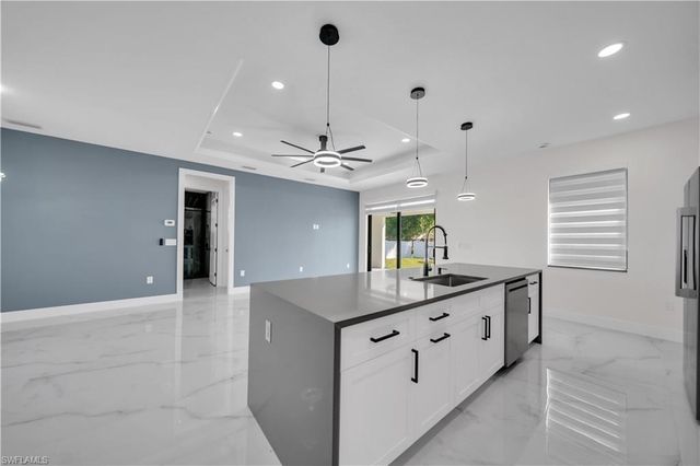 807 Nicholas PKWY W, Cape Coral, FL 33991