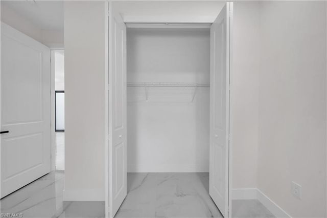 807 Nicholas PKWY W, Cape Coral, FL 33991