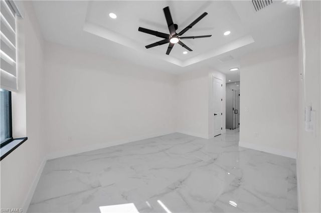 807 Nicholas PKWY W, Cape Coral, FL 33991